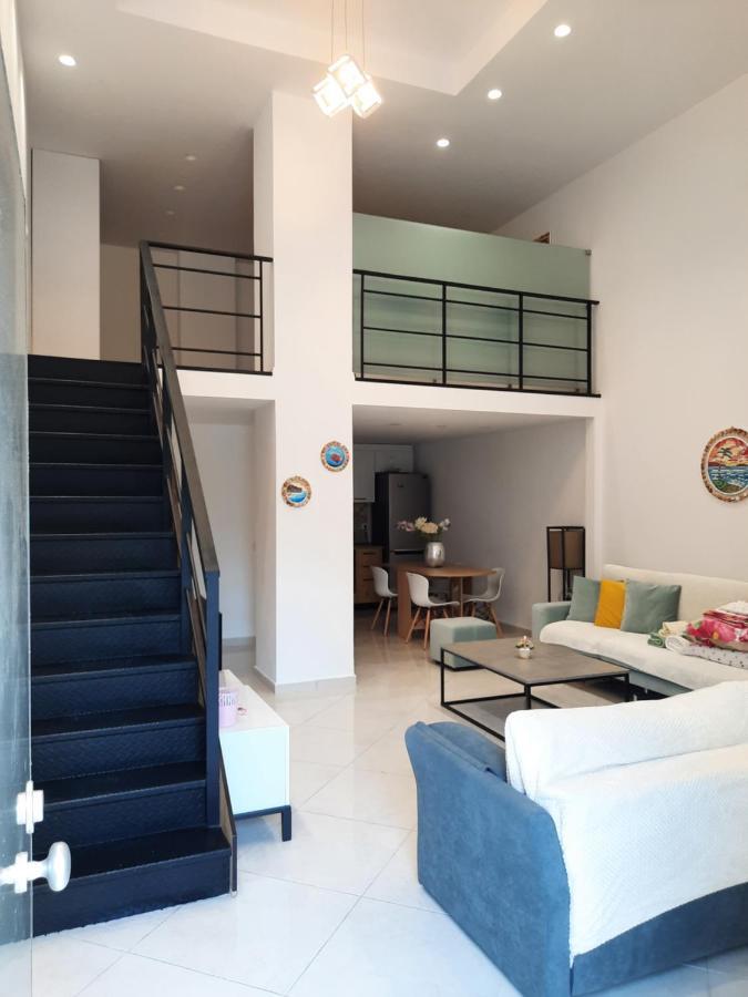 Apartament Me Qera Dublex Lungomare Влёра Экстерьер фото
