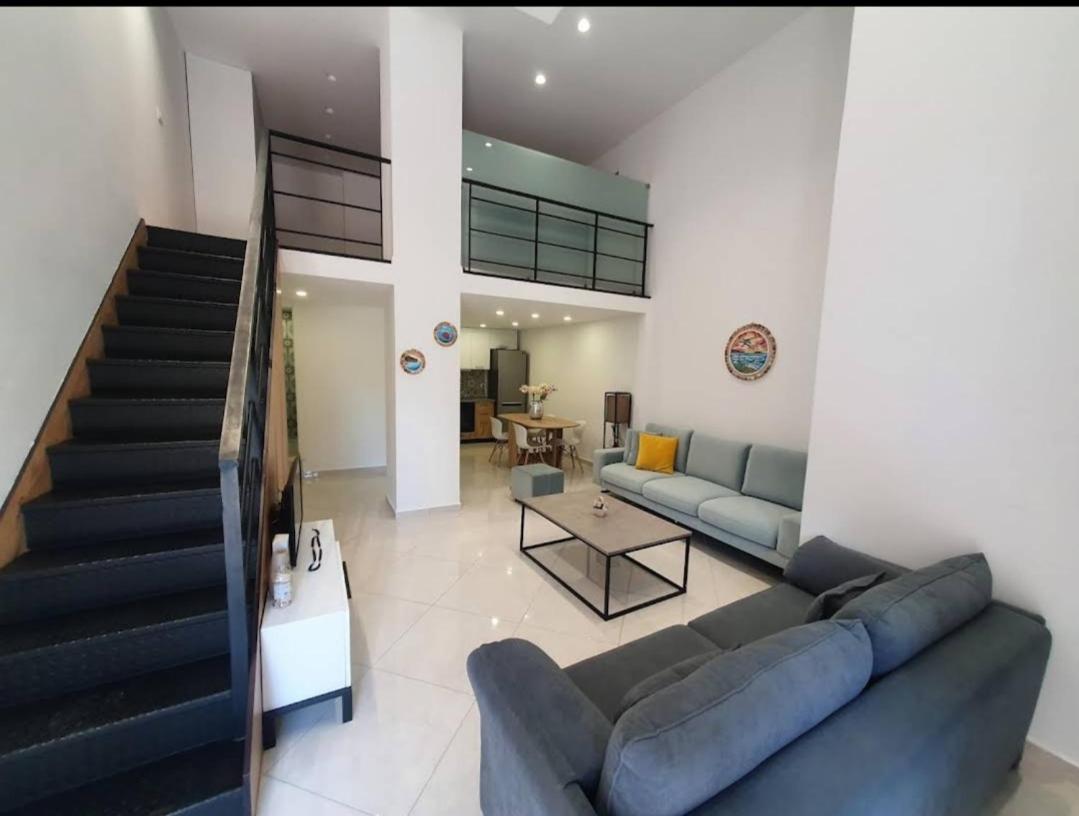 Apartament Me Qera Dublex Lungomare Влёра Экстерьер фото