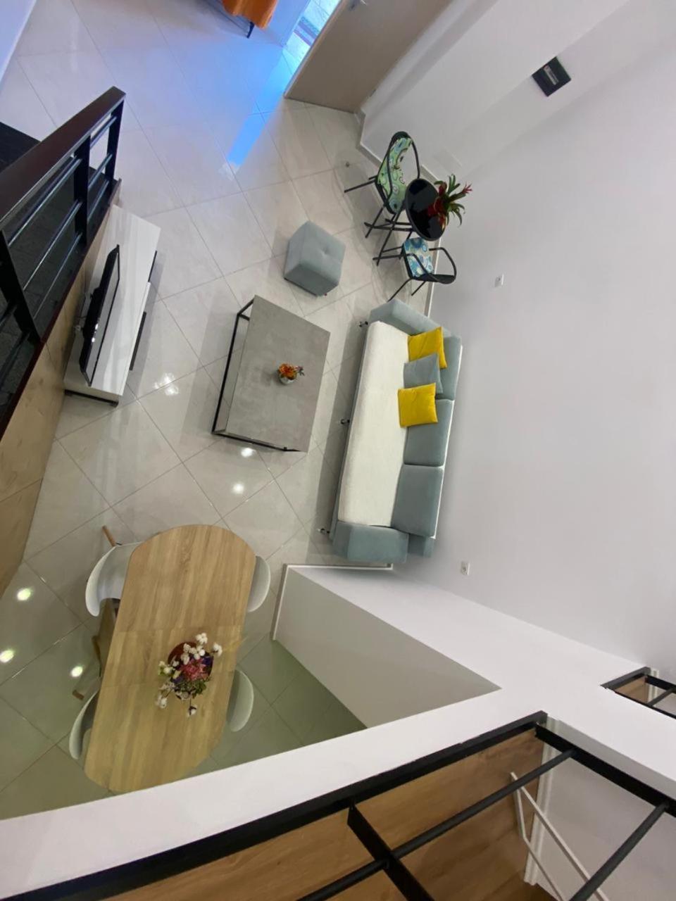 Apartament Me Qera Dublex Lungomare Влёра Экстерьер фото